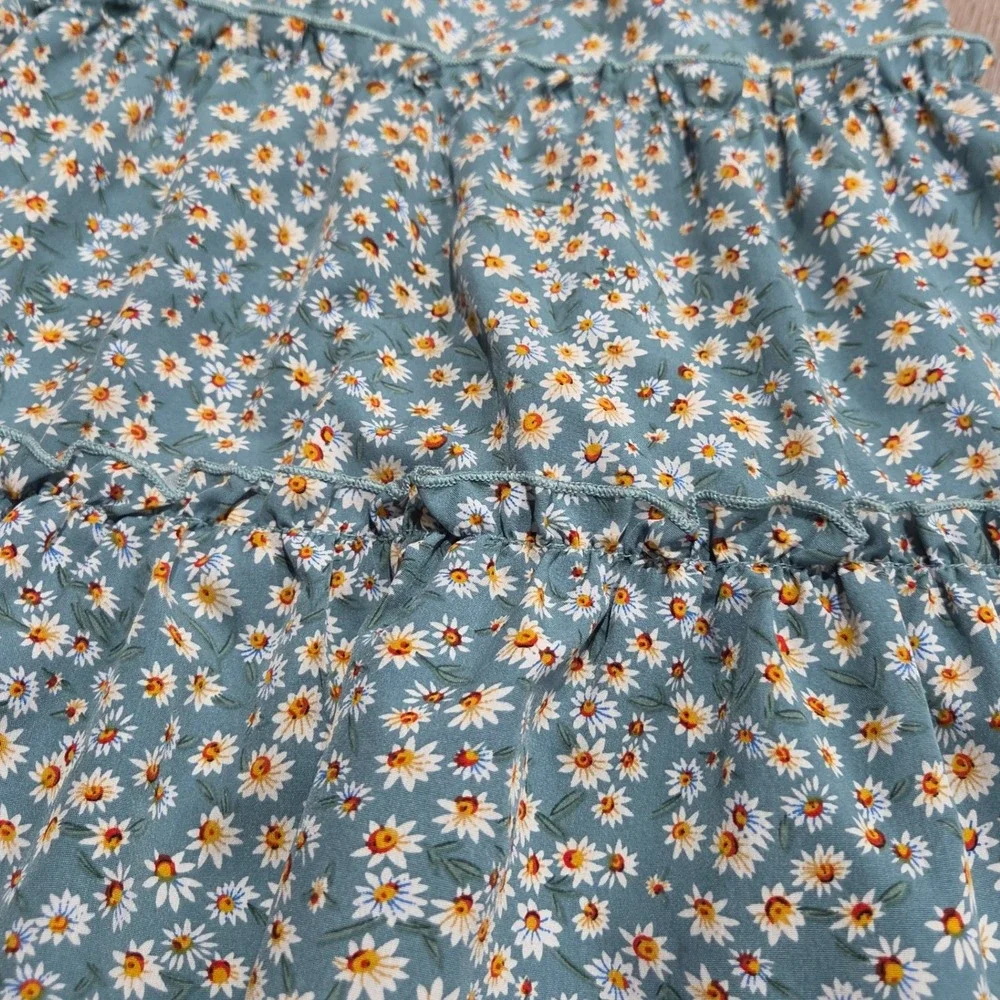SHEIN Girls Daisy Floral Smocked Top and Tiered Skirt Set Blue Size 120